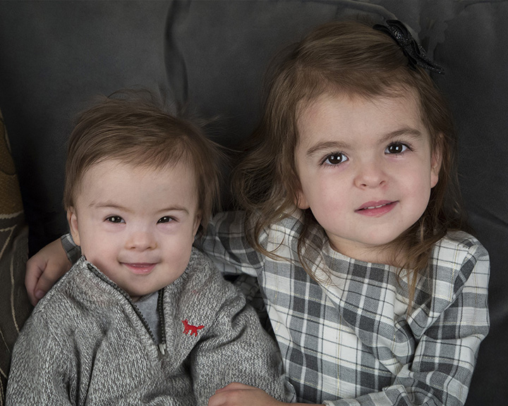 Family portrait of Debbie's family, Janet Joyner Photography NJ